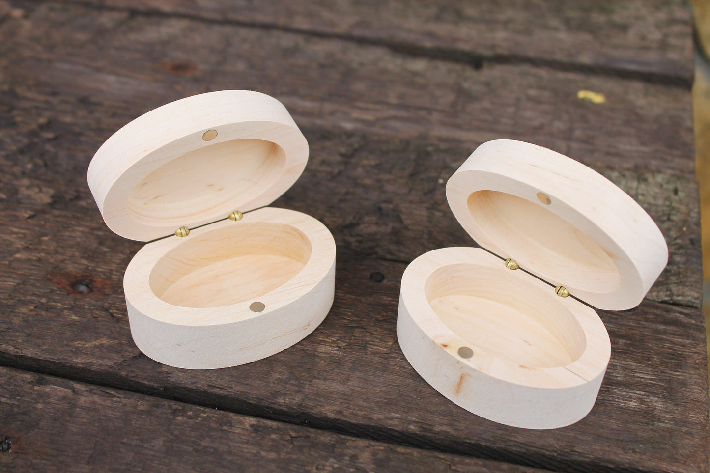 Oval unfinished wooden box 2.8x2 inches - alder wood - oblong box