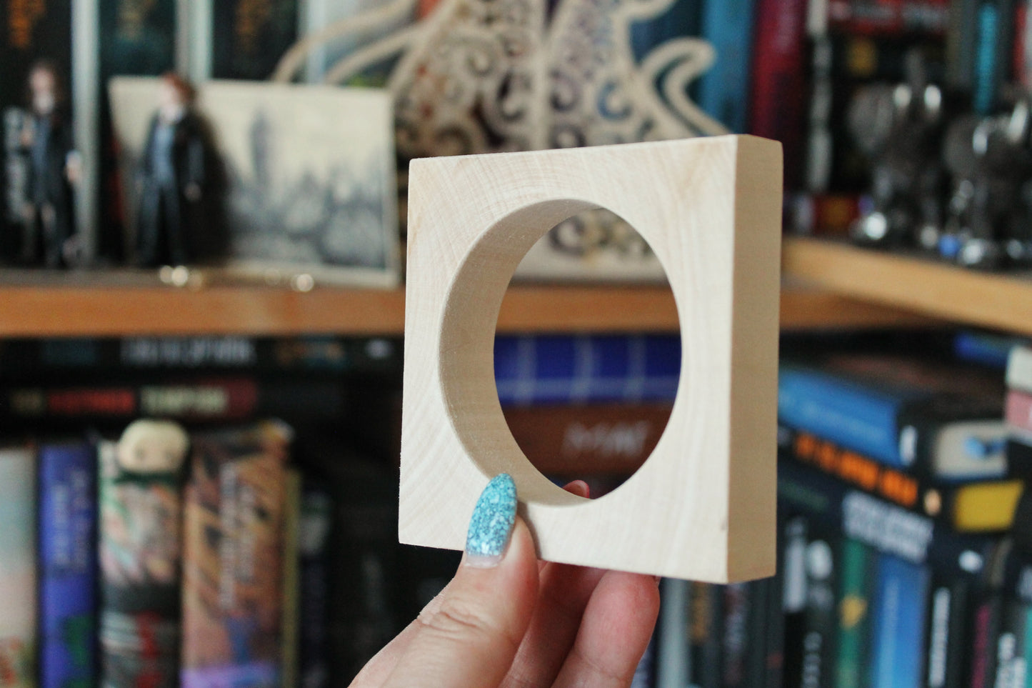 Handmade Wooden square Bracelet 20 mm– Natural Linden Wood Bangle, Unfinished Craft Bracelet Base for Painting, Decoupage or Minimalist Wear