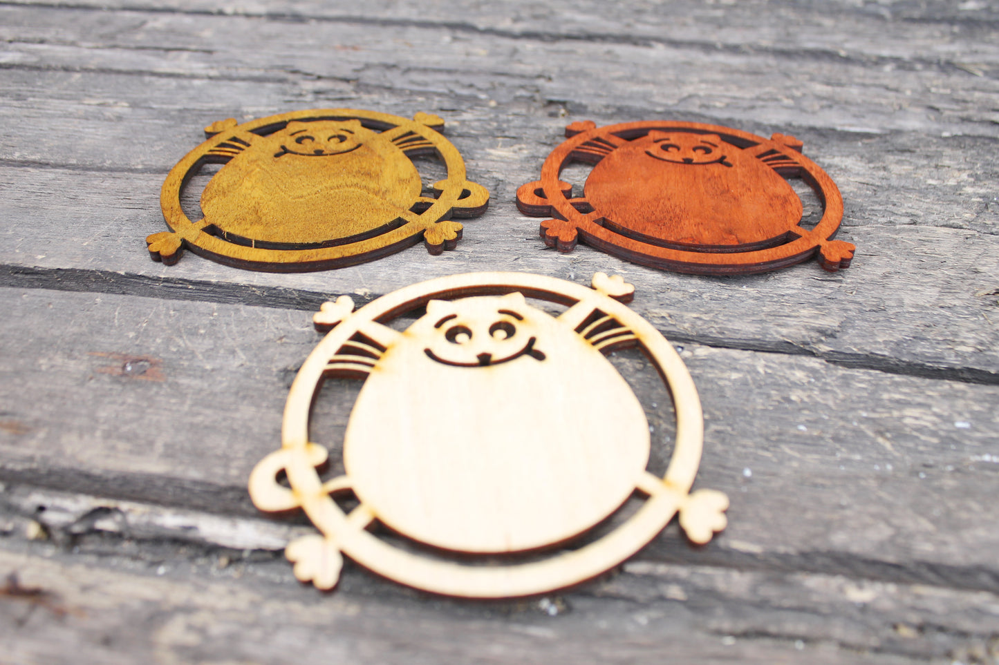 Cats wooden coasters 110 mm - 4.3 inches - Modern coasters - Handmade coasters
