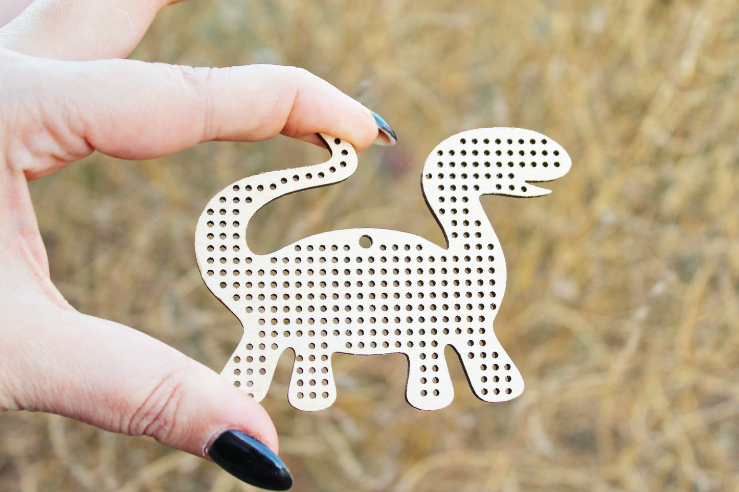 Dino - Cross stitch blank 3.3 inches - blanks Wood Needlecraft, wooden cross stitch blank