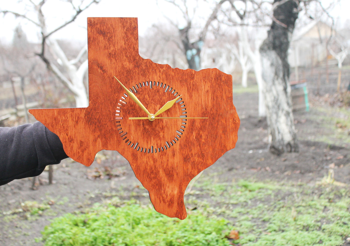 Wooden modern clock - Texas - state - red wood color - 350 mm - 13.8 inches - handmade clock - Silent clock mechanism
