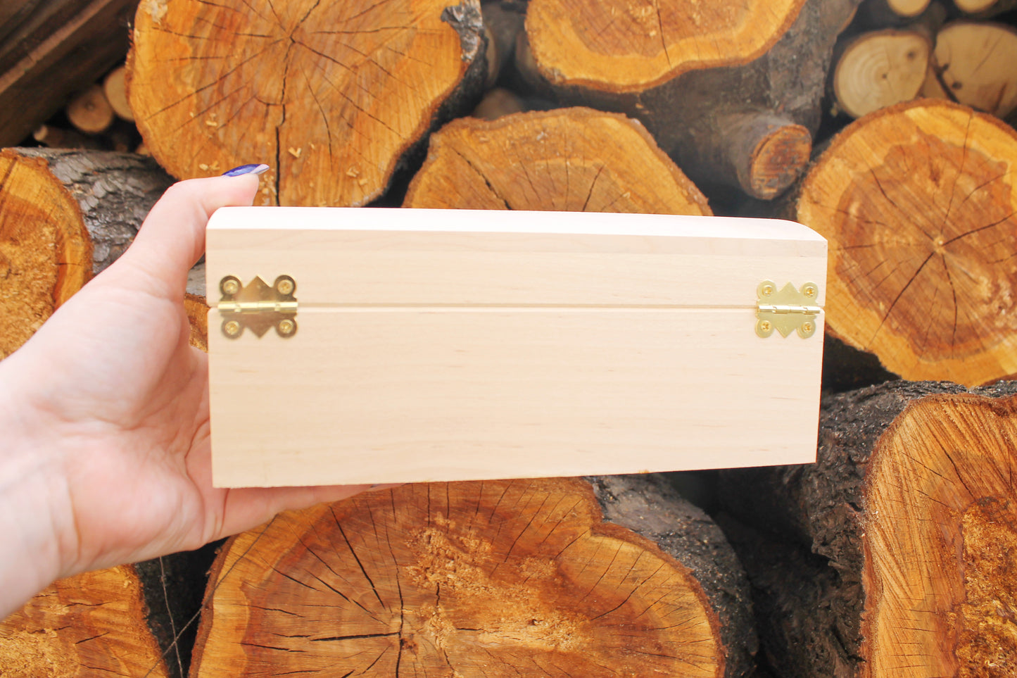 Wooden box - rounded lid - unfinished wooden box - 210 mm - 8.3 inch - with lid on hinges and lock - birch wood