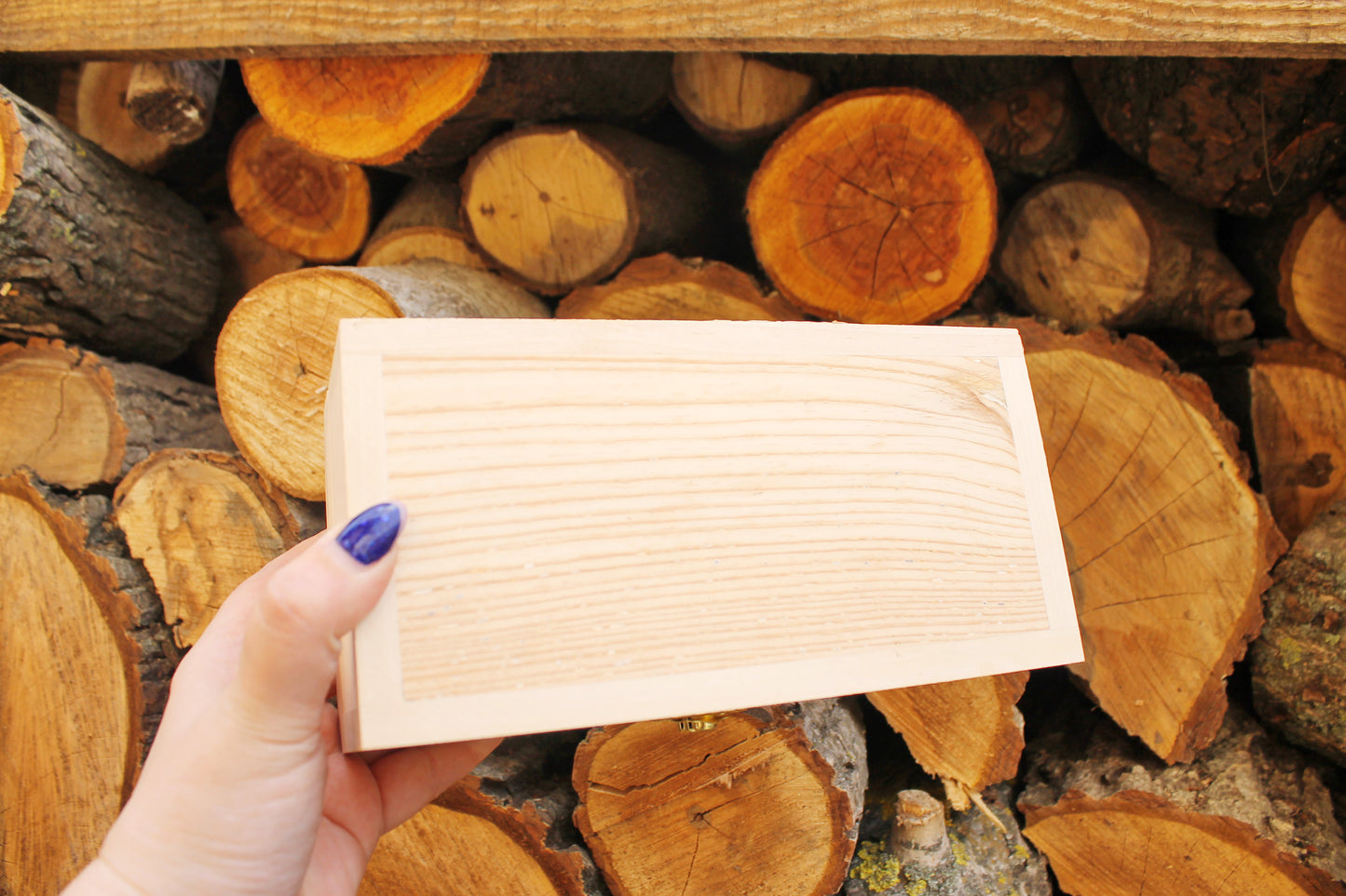 Wooden box - rounded lid - unfinished wooden box - 210 mm - 8.3 inch - with lid on hinges and lock - birch wood