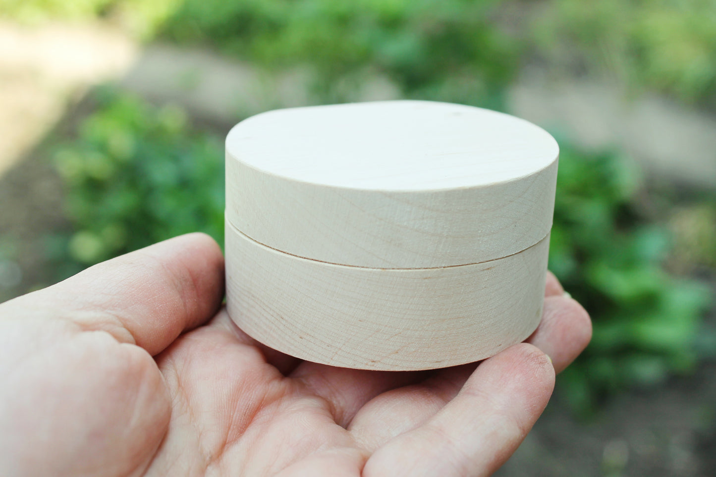 65 mm - Round unfinished wooden box - with cover on hinge - natural, eco friendly - 65 mm diameter