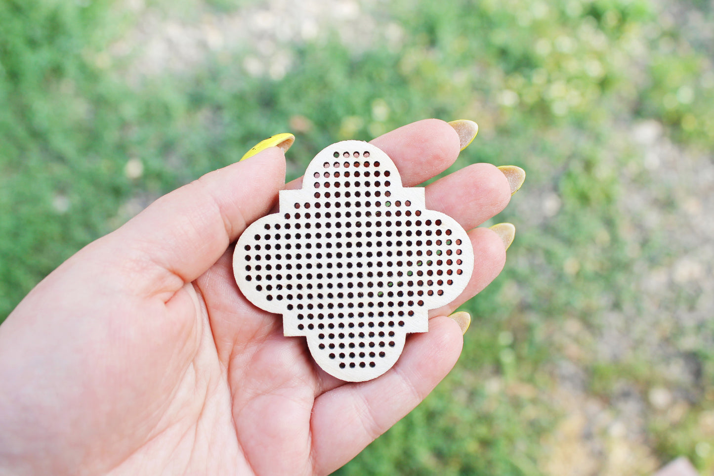 Set of 8 Creative Wooden Embroidery Blanks – Laser Cut Wooden Shapes for Stitching Projects - Geometric Wooden Embroidery Blanks