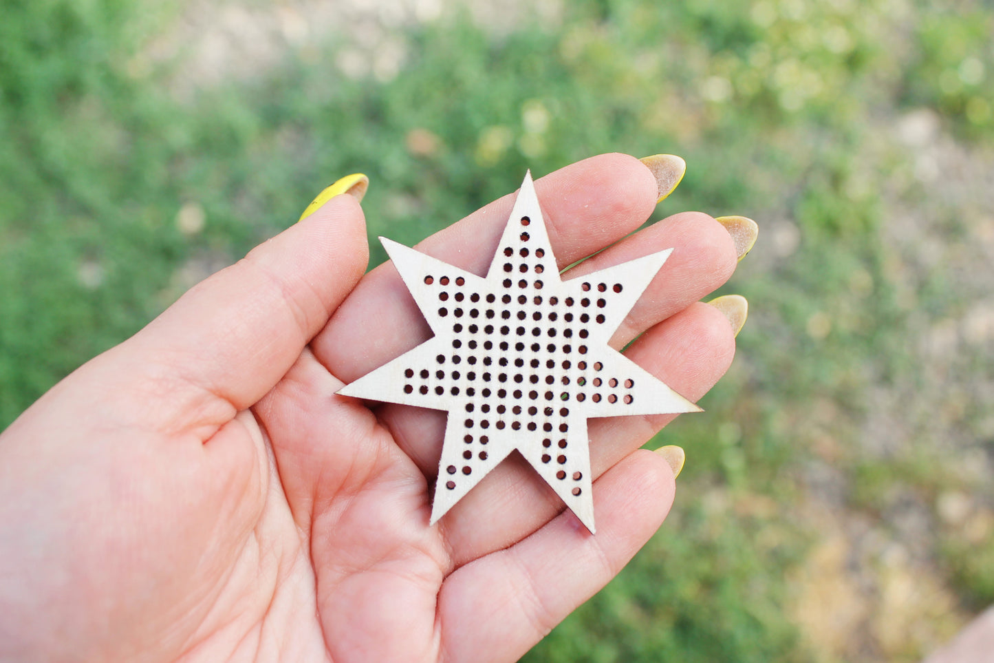Set of 8 Creative Wooden Embroidery Blanks – Laser Cut Wooden Shapes for Stitching Projects - Geometric Wooden Embroidery Blanks