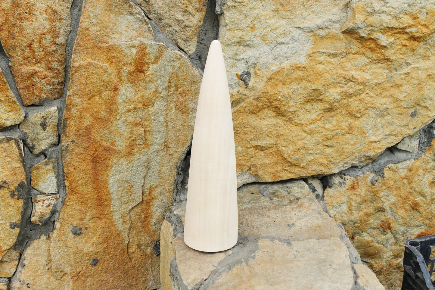 Big Wooden Cones 320–330 mm x 70–80 mm (13 x 3 inch) – Handmade from Natural Linden Wood – Minimalist Décor, DIY Holiday Decoration