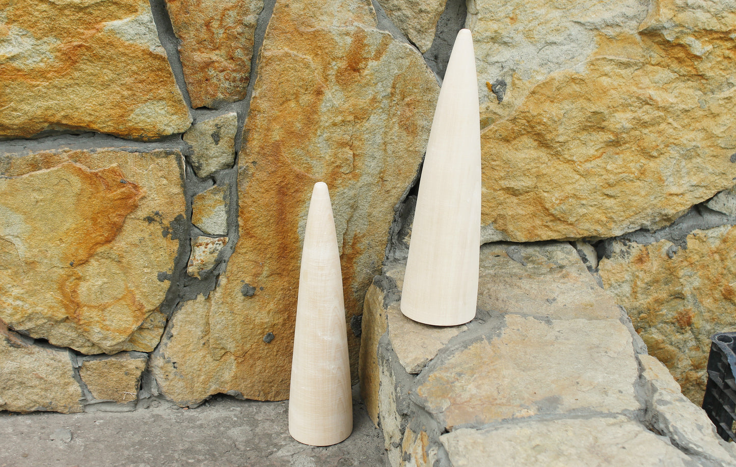 Big Wooden Cones 320–330 mm x 70–80 mm (13 x 3 inch) – Handmade from Natural Linden Wood – Minimalist Décor, DIY Holiday Decoration
