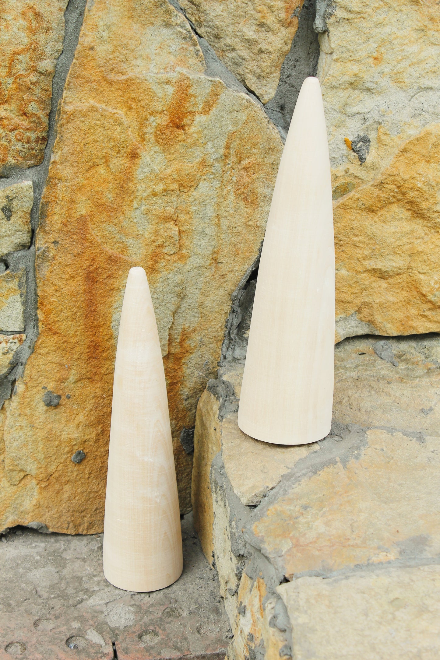 Big Wooden Cones 320–330 mm x 70–80 mm (13 x 3 inch) – Handmade from Natural Linden Wood – Minimalist Décor, DIY Holiday Decoration