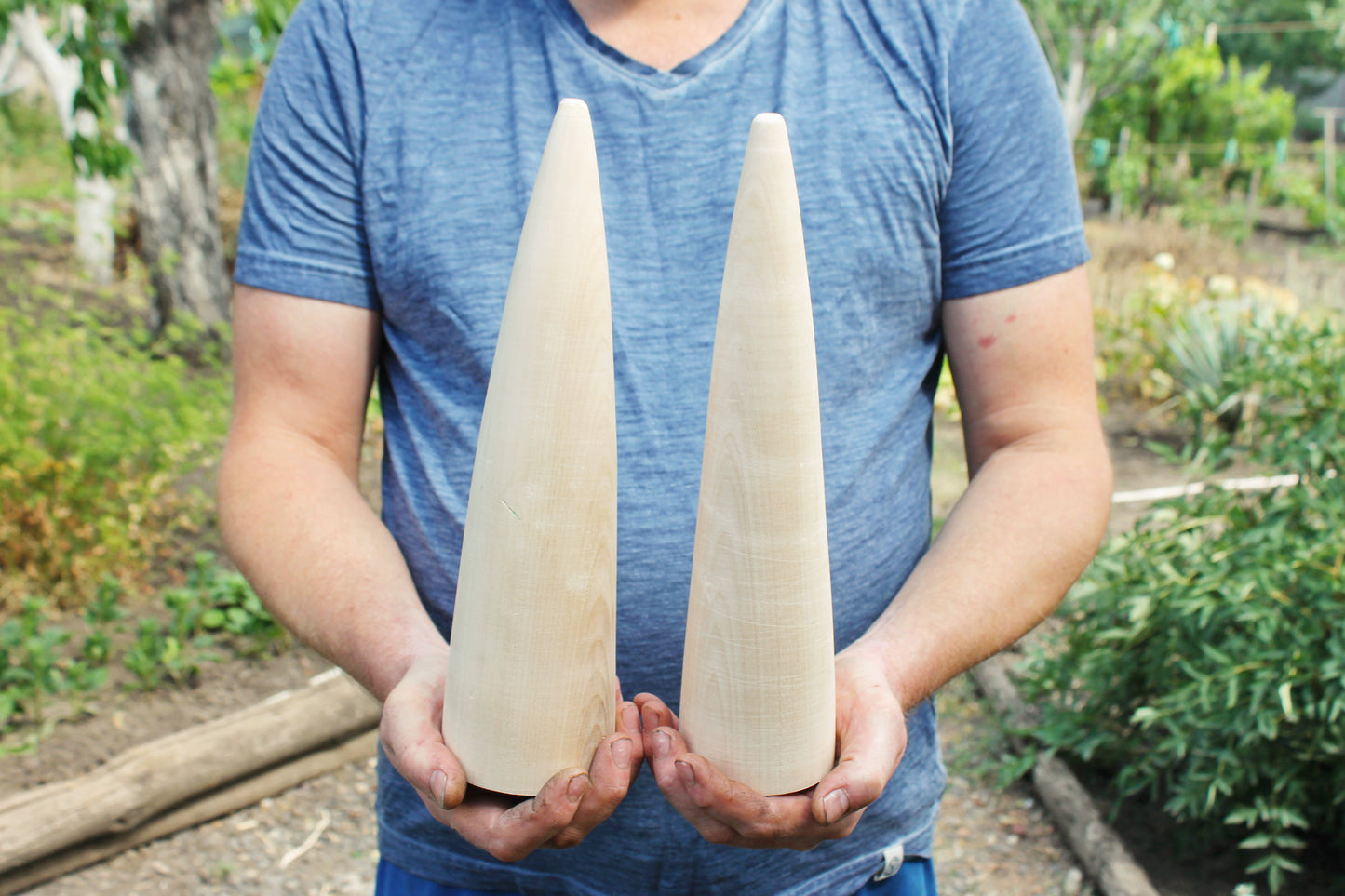Big Wooden Cones 320–330 mm x 70–80 mm (13 x 3 inch) – Handmade from Natural Linden Wood – Minimalist Décor, DIY Holiday Decoration