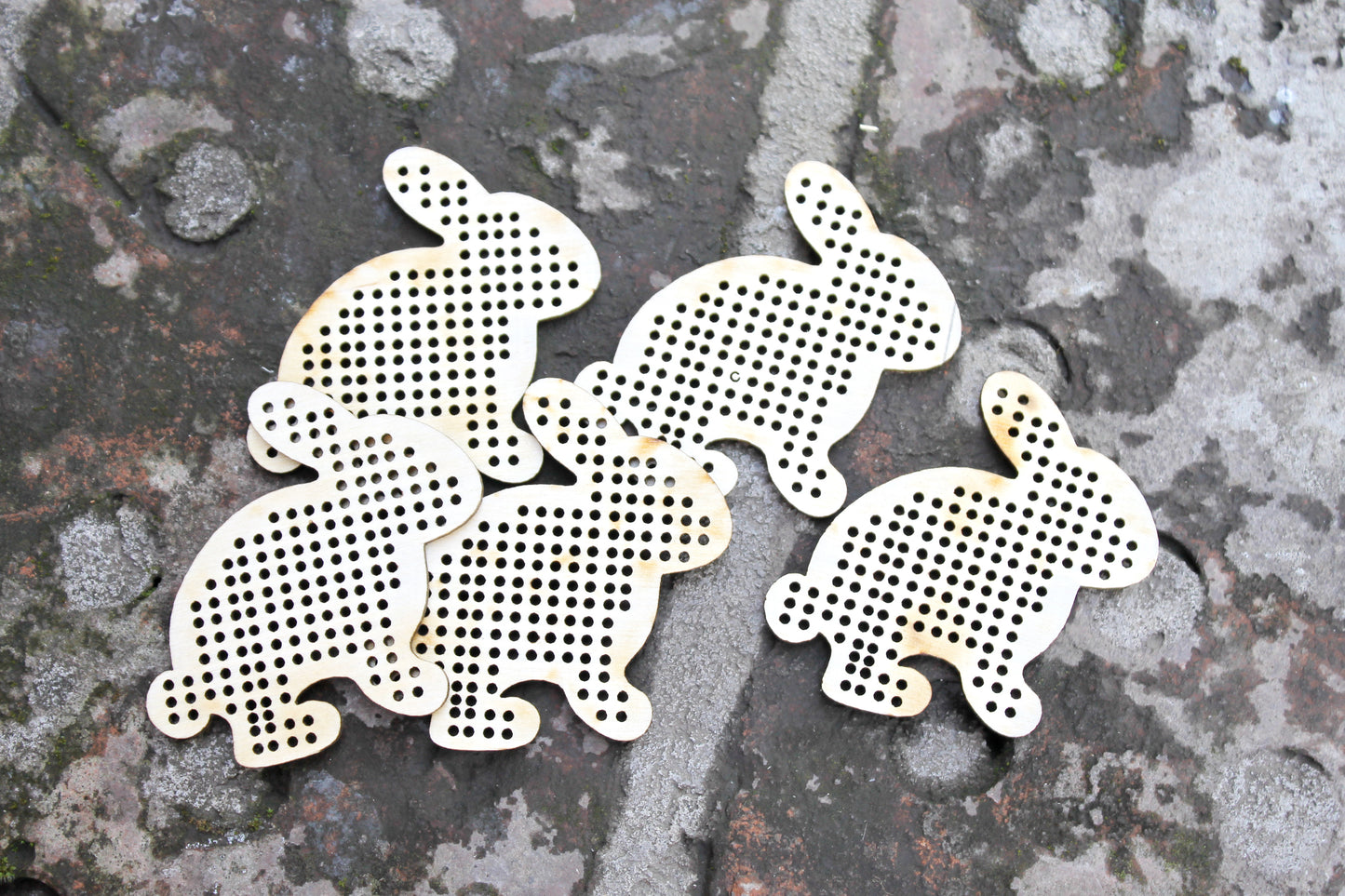 SET OF 5 - Rabbit Cross stitch pendant blank - blanks Wood Needlecraft Pendant, wooden cross stitch blank RABBIT