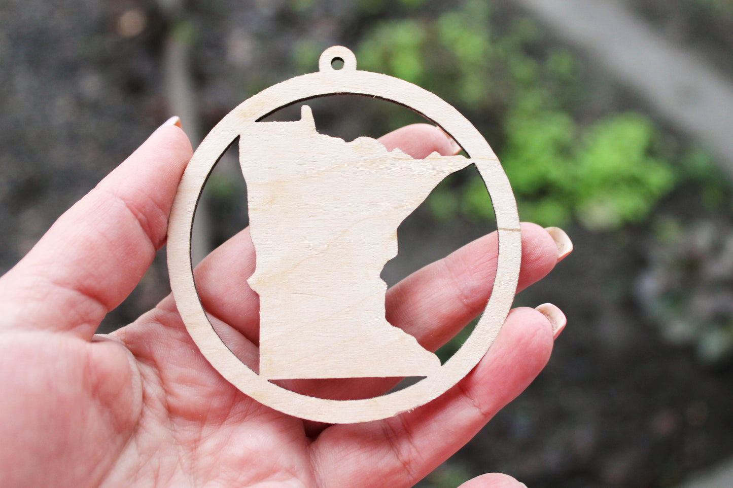 Minnesota state pendant - Laser Cut - unfinished blank - 3.1 inches - Minnesota Map Inside Circle