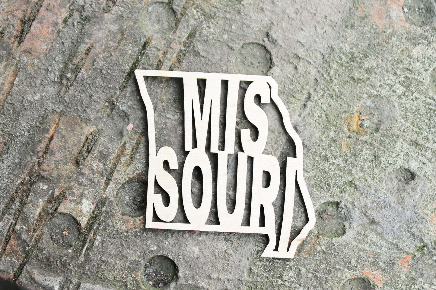 Missouri state inscription - Laser Cut - unfinished blank - 3.7 inches - Missouri Map Shape Text, Pattern, Stencil, Outline
