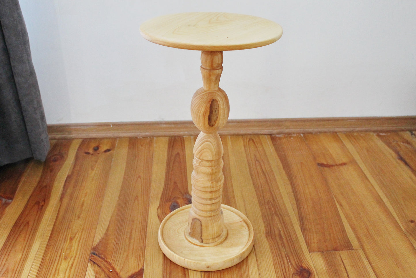 Wooden plant stand, covered by oil for wood - 18.5 inches - handmade flower stand - made of linden wood
