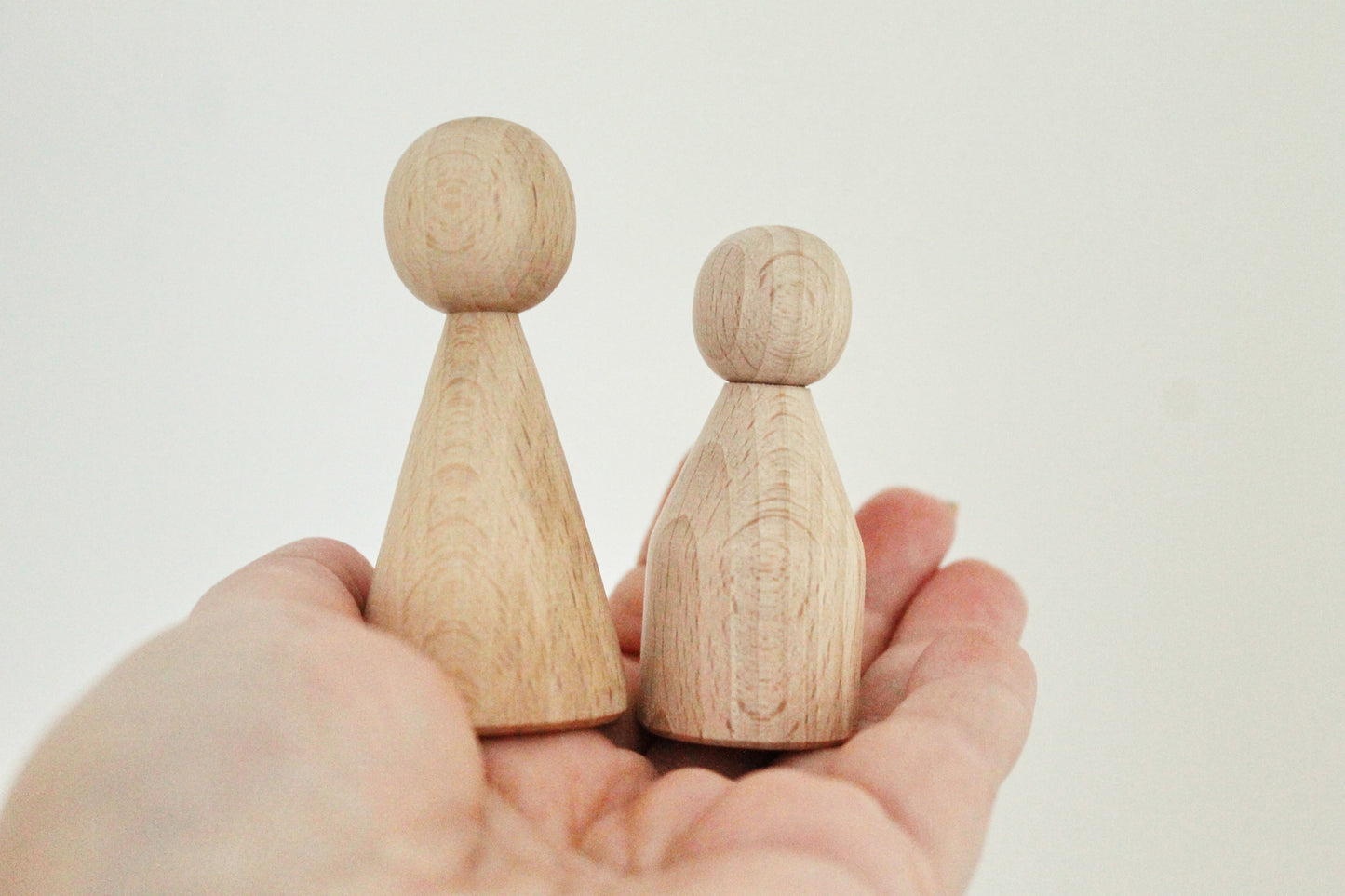 Set of 7 wooden dolls - family - 4.4 - 2.4 inches - made of eco-friendly beech wood