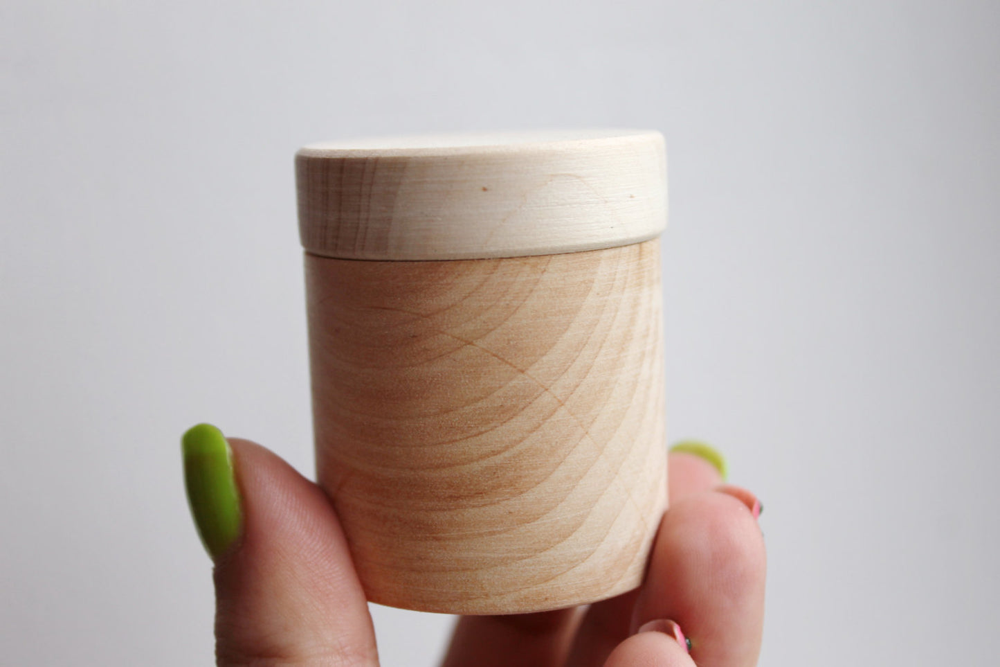 Wedding ring box - Round unfinished wooden box - with cover - natural, eco friendly - 40 mm diameter