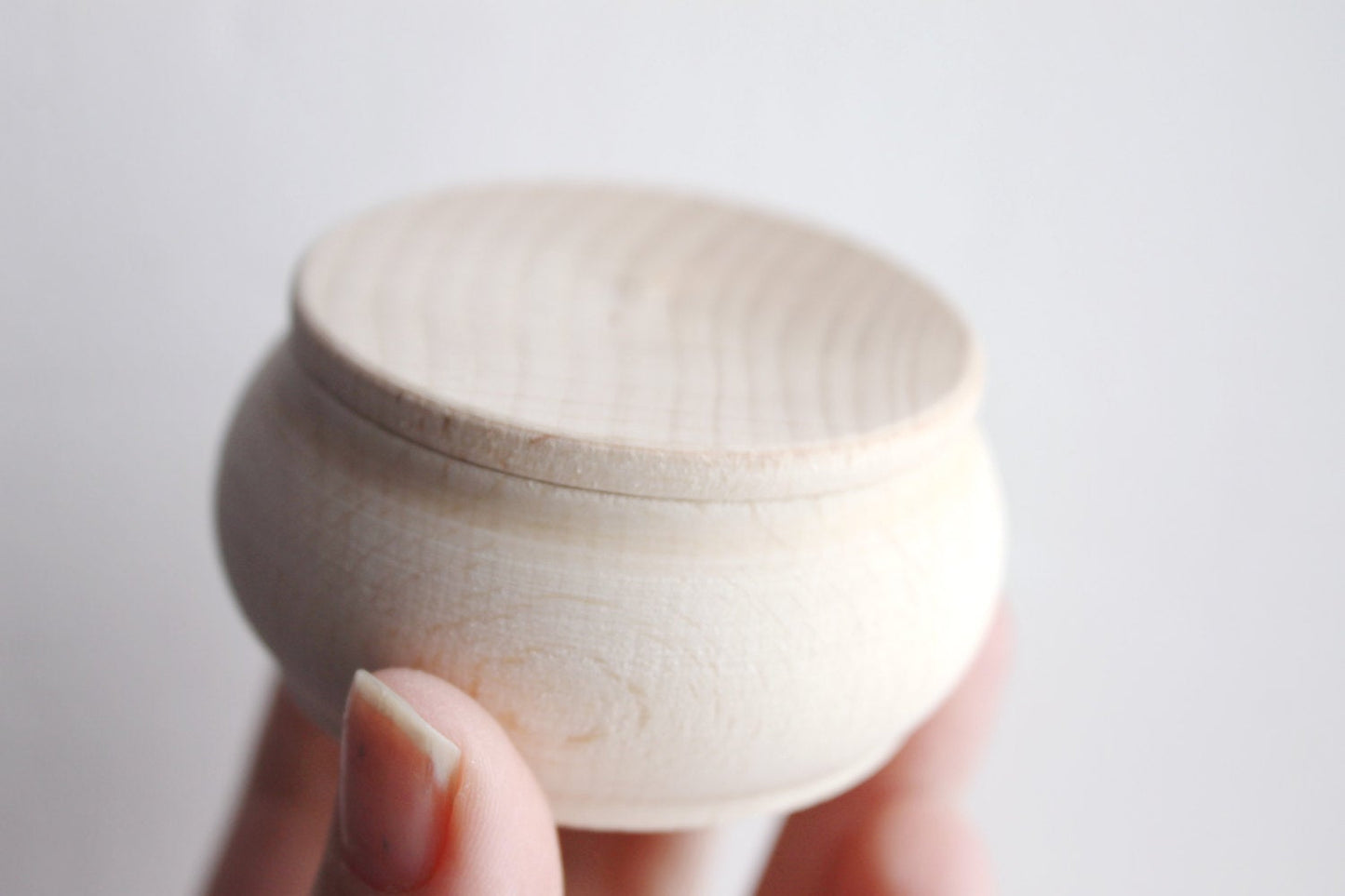 65 mm round unfinished wooden box - 2.6 inches - natural, eco friendly - made of beech wood