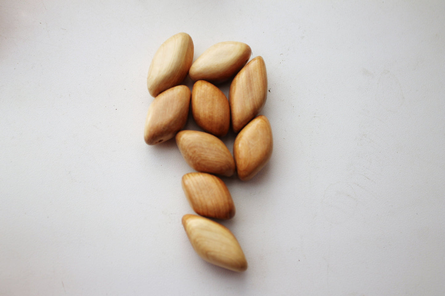 Juniper rhomb beads - 5 pcs - natural eco friendly