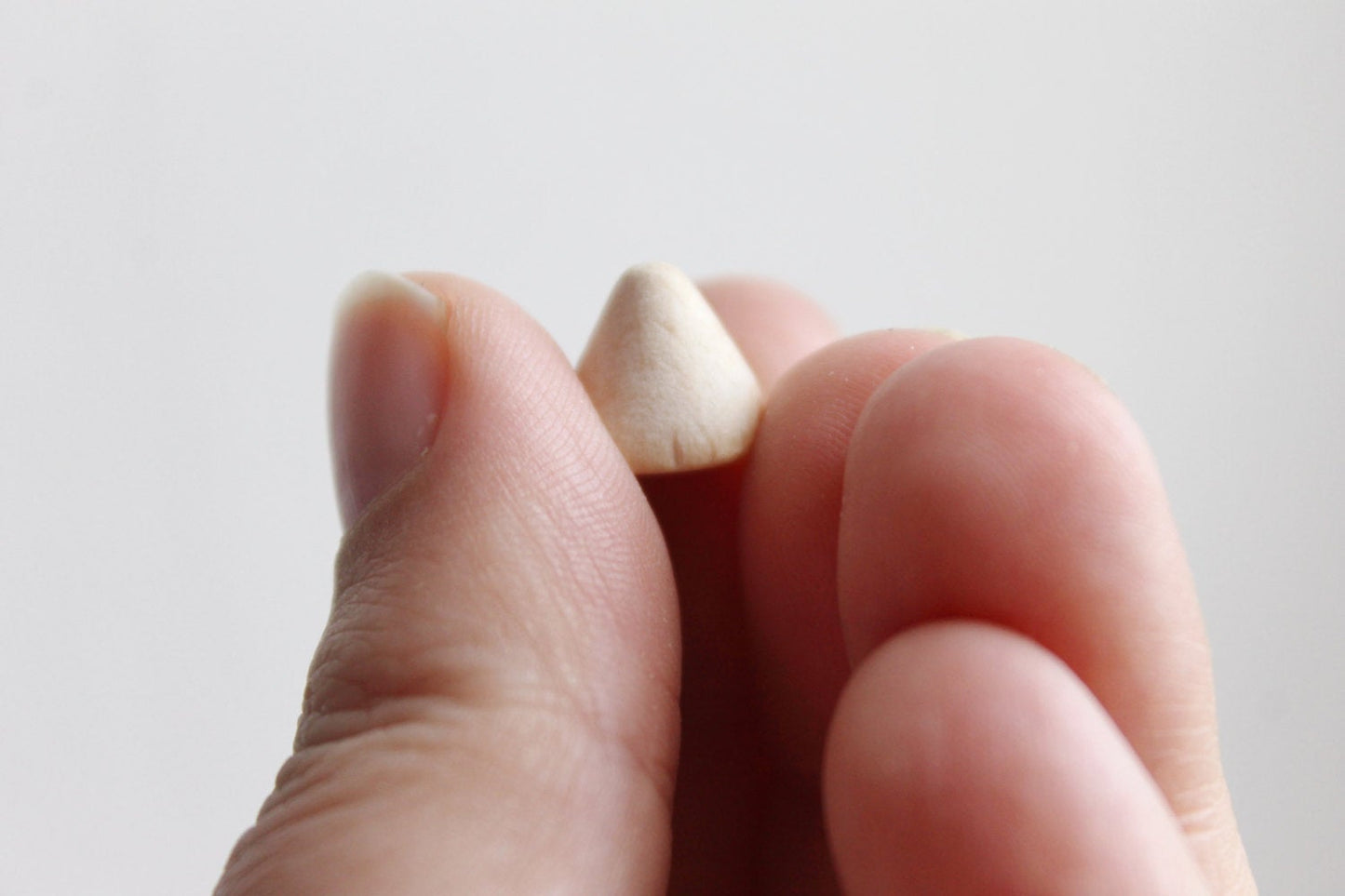 Wooden cones 10mm x 10mm 25 pcs - eco friendly - made of beech wood