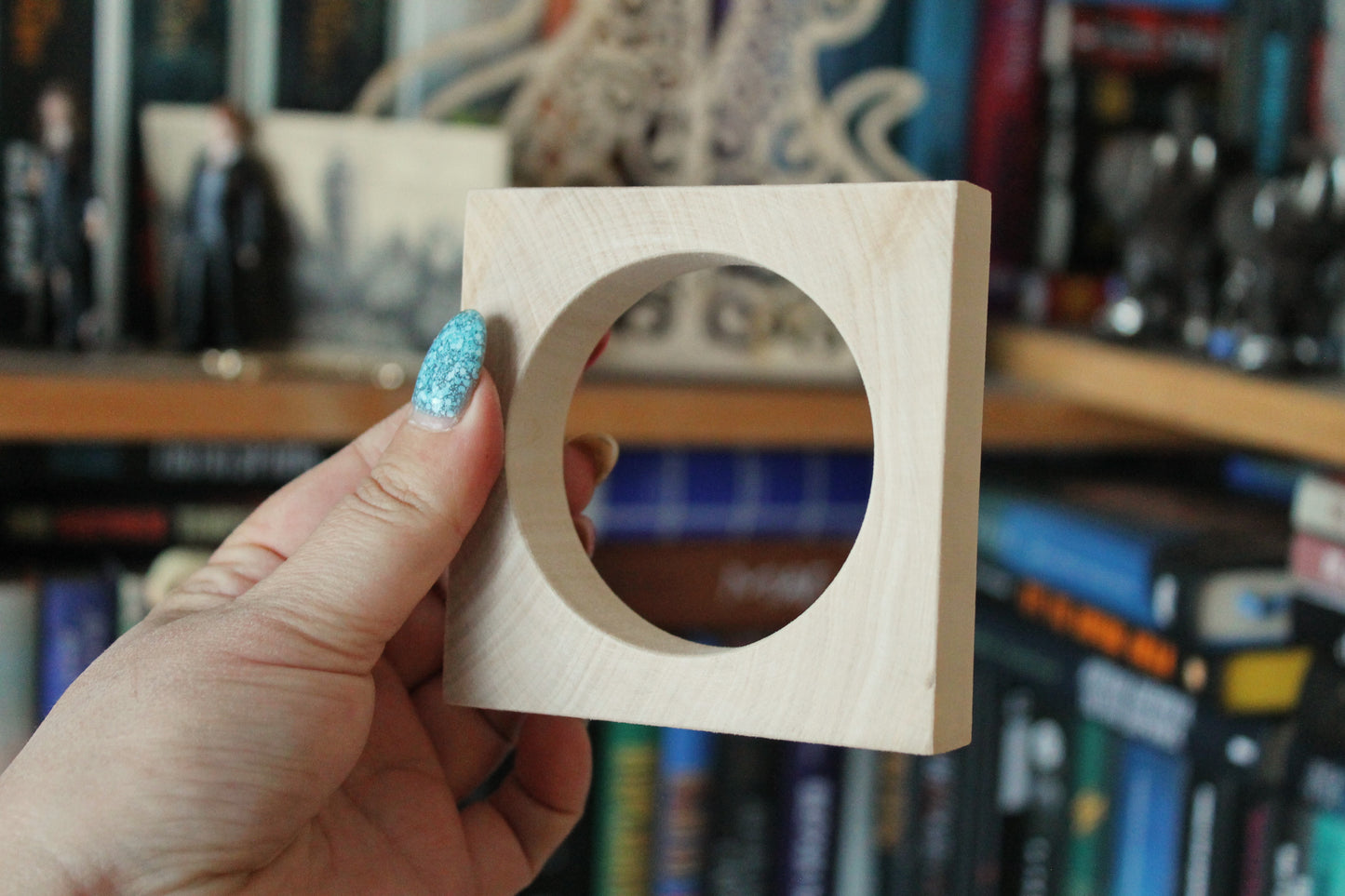 Handmade Wooden square Bracelet 20 mm– Natural Linden Wood Bangle, Unfinished Craft Bracelet Base for Painting, Decoupage or Minimalist Wear