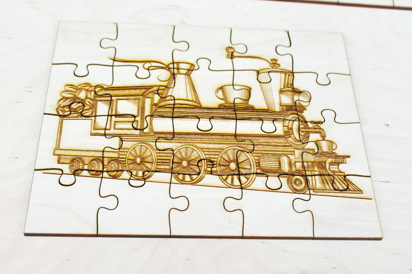 Wooden puzzle - Coffee Lokomotive - laser cut puzzle blank 7.5 inch - Wooden Puzzle - engraving puzzle - made of plywood