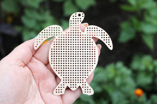 Turtle - cross stitch blank - 98 mm - 3.9 inch - blank Wood for  Needlecraft  - wooden christmas ornament