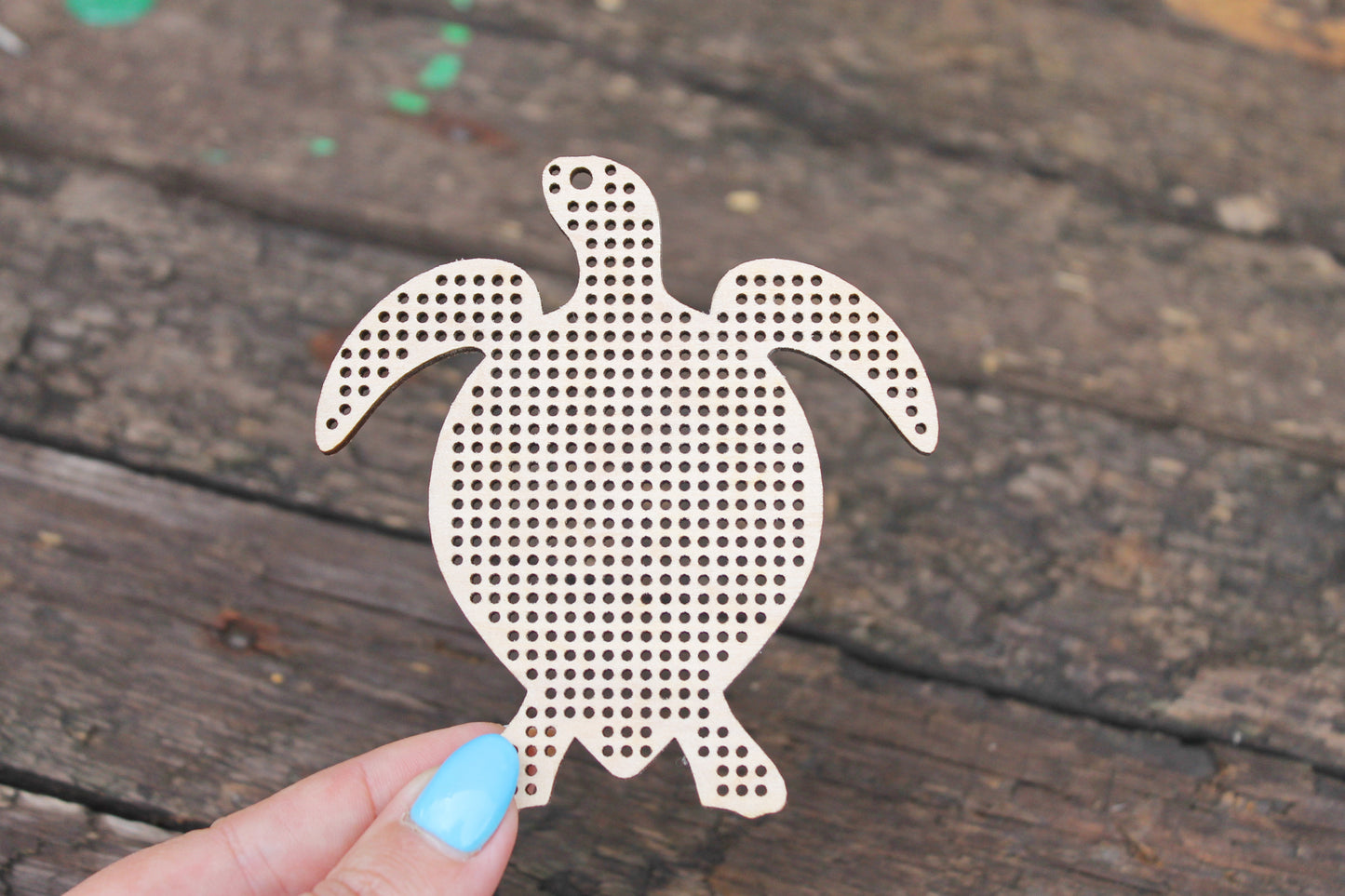 Turtle - cross stitch blank - 98 mm - 3.9 inch - blank Wood for  Needlecraft  - wooden christmas ornament