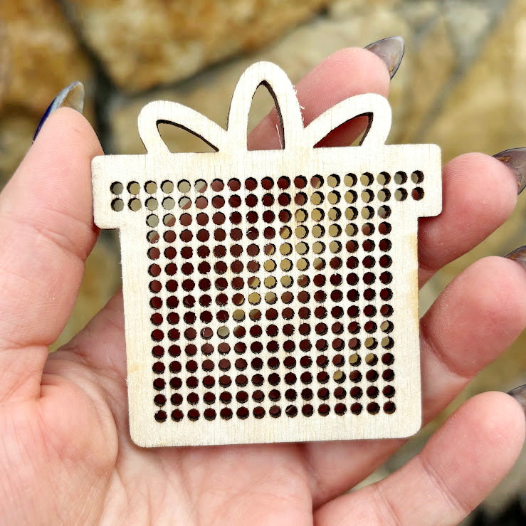 Large wooden Christmas cross stitch blanks set – laser cut birch plywood ornaments with big holes (2.25 mm) – embroidery decor - set 2