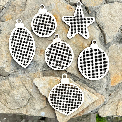 Set of 6 Large Wooden Cross Stitch Christmas Ornaments – Laser Cut Birch Plywood Blanks with Large 2.25mm Holes – DIY Embroidery Ornaments