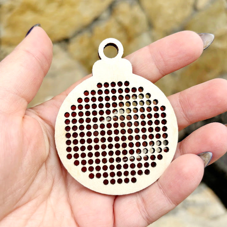 Set of 6 Large Wooden Cross Stitch Christmas Ornaments – Laser Cut Birch Plywood Blanks with Large 2.25mm Holes – DIY Embroidery Ornaments