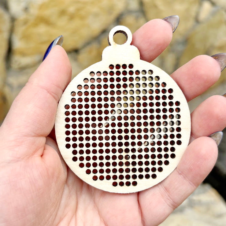 Set of 6 Large Wooden Cross Stitch Christmas Ornaments – Laser Cut Birch Plywood Blanks with Large 2.25mm Holes – DIY Embroidery Ornaments