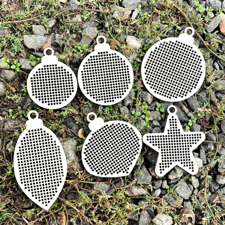 Set of 6 Large Wooden Cross Stitch Christmas Ornaments – Laser Cut Birch Plywood Blanks with Large 2.25mm Holes – DIY Embroidery Ornaments