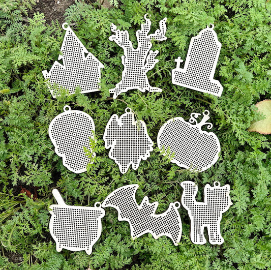 Large wooden Halloween cross stitch blanks set – laser cut birch plywood shapes – spooky embroidery ornaments – DIY Halloween decor