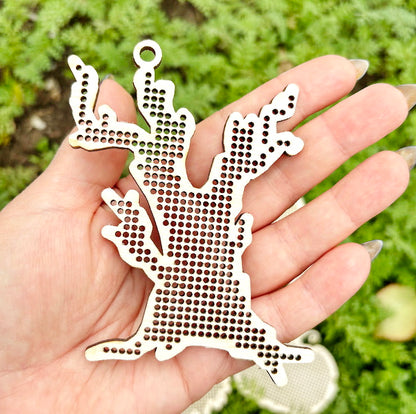 Large wooden Halloween cross stitch blanks set – laser cut birch plywood shapes – spooky embroidery ornaments – DIY Halloween decor