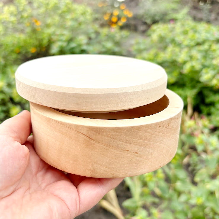 Round unfinished wooden box 120 mm in diameter – natural alder wood storage box – eco friendly craft box – keepsake, jewelry, gift box