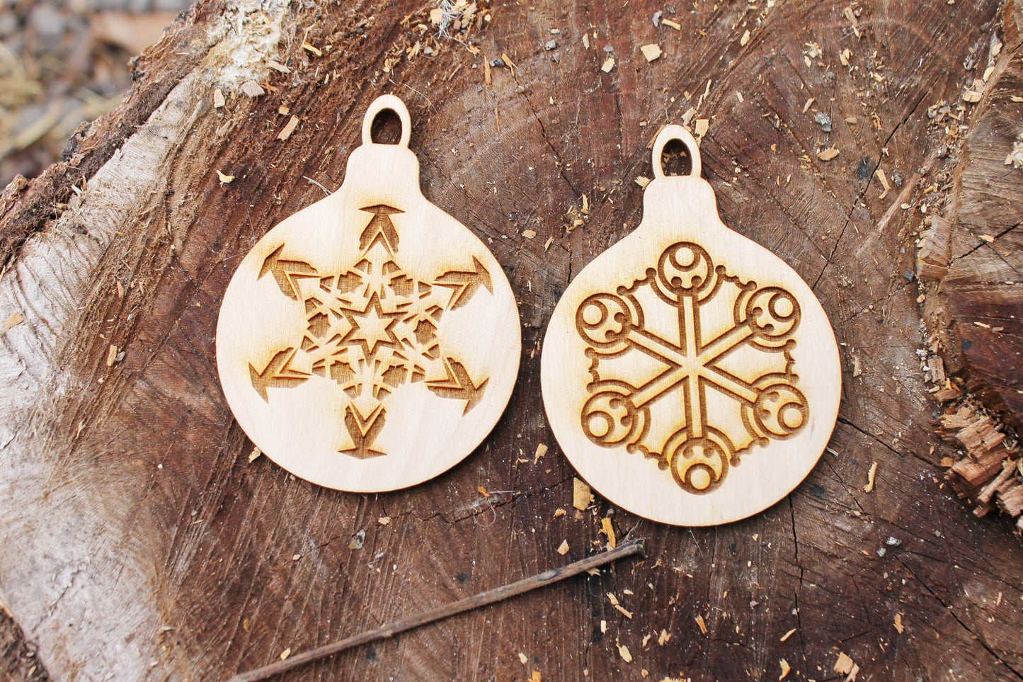 Christmas tree balls - 3.5 inches - 12 variants - cut of high quality plywood - Christmas snowflake ornament, New Year decor - 002