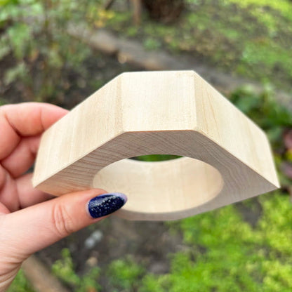 35 mm Wooden Rhomboid Bangle Blank - Linden Wood Bracelet Base - Unfinished Arrow Shape Jewelry Making Supply