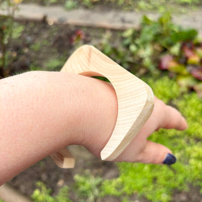 10 mm Rounded Square Bangle Blank with Cut Corner, Unfinished Linden Wood Bracelet Base, Natural Jewelry Making Supply