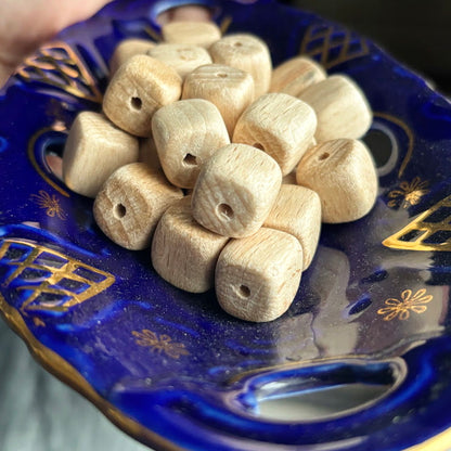 Beech Wood Cube Beads 15 mm, Natural Wooden Craft Supplies, Unfinished Square Wood Beads for Jewelry, DIY & Macrame Projects (Copy)