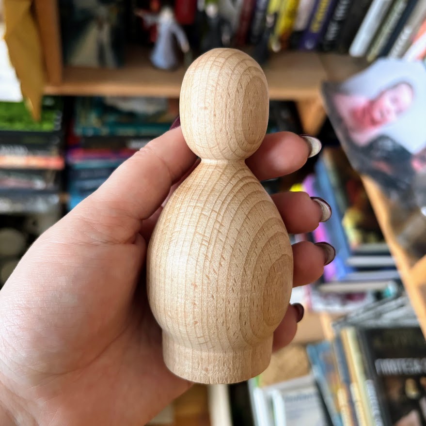 Small Wooden Peg Doll Made of Beech Wood - 4.5 inches, Unfinished Natural Waldorf Figure, DIY Craft Toy, Minimalist Wooden Figurine