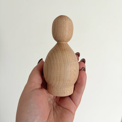 Small Wooden Peg Doll Made of Beech Wood - 4.5 inches, Unfinished Natural Waldorf Figure, DIY Craft Toy, Minimalist Wooden Figurine