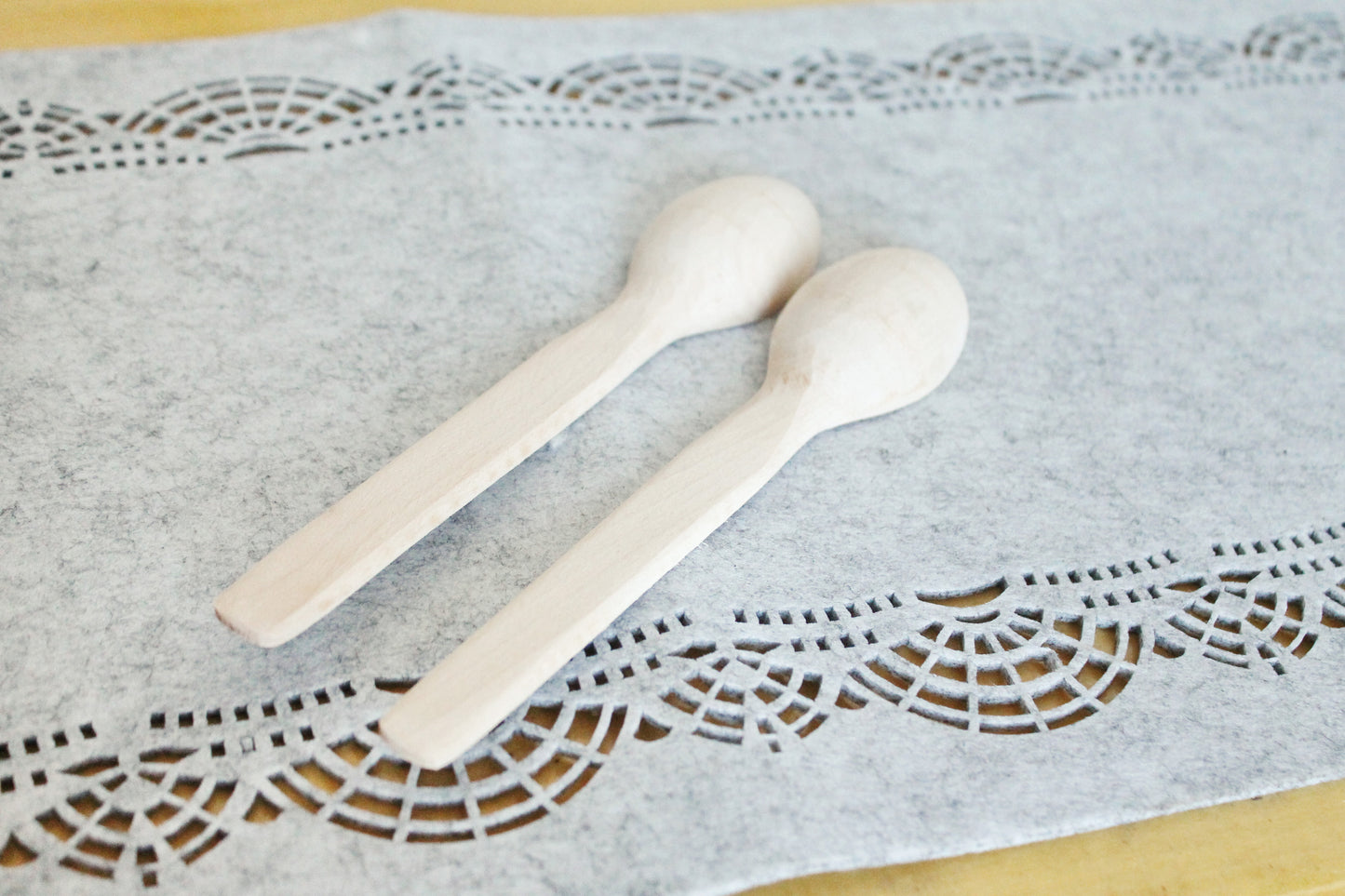 Set of 2 handmade wooden spoons - 7.9 inches - natural eco friendly - made of beech wood