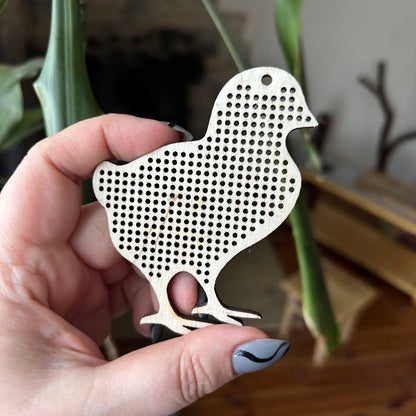 Embroidery Chick Wooden Blank (Baby Chick) – Birch Plywood Cutout for DIY Cross Stitch, 90x71 mm Craft Ornament