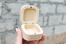 Load image into Gallery viewer, 60 mm - Wedding ring box on the magnets - Square unfinished wooden box 60x60 mm - jewelry wedding ring box
