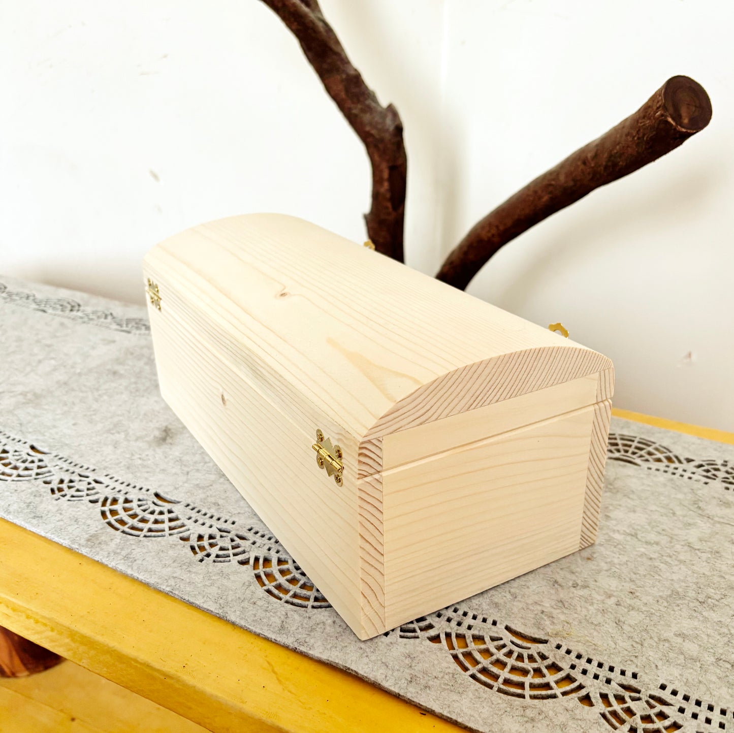 Wooden Storage Box with Lid Large Keepsake Chest Pine Wood Craft Box Blank for Painting Gift Box with Latch 11.8 inch