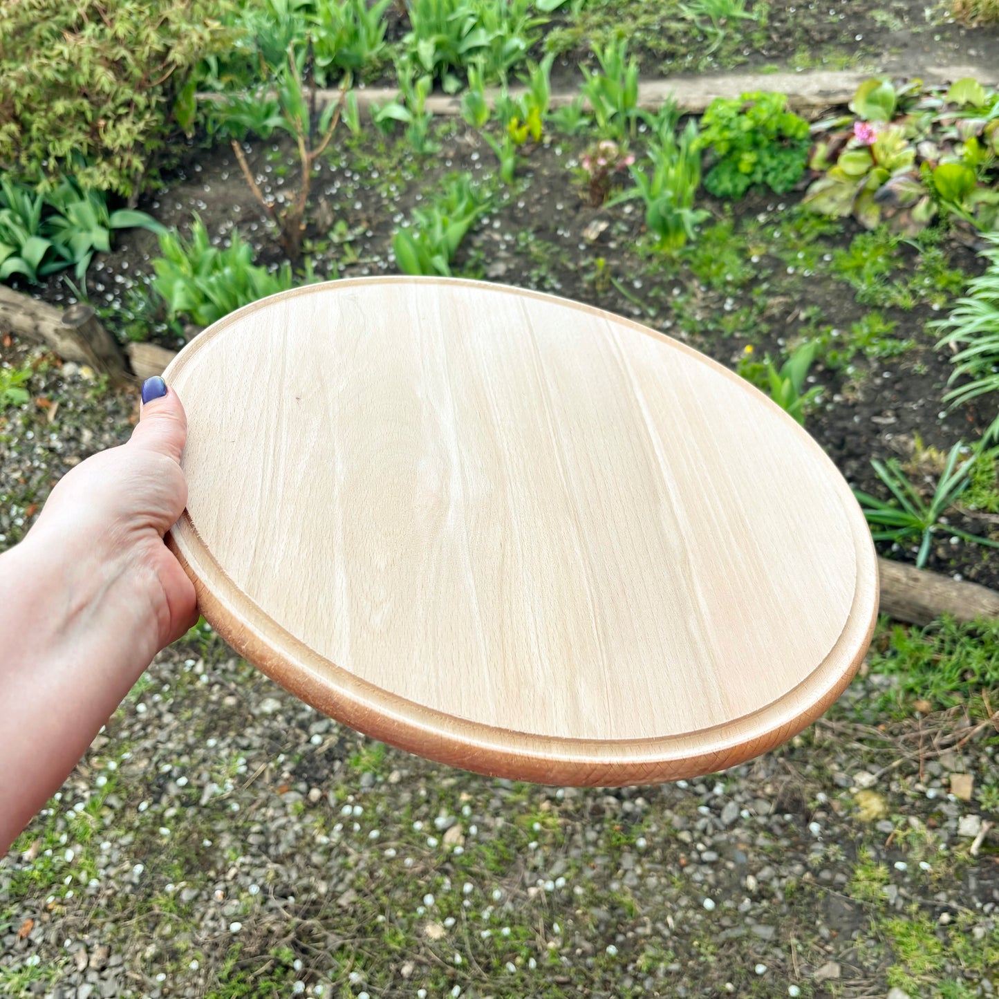 Large Wooden Pizza Board 37 cm/14.5 inch Round Serving Tray Beech Wood Platter with Rim Kitchen Serving Plate Cheese Board