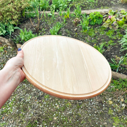 Large Wooden Pizza Board 37 cm/14.5 inch Round Serving Tray Beech Wood Platter with Rim Kitchen Serving Plate Cheese Board