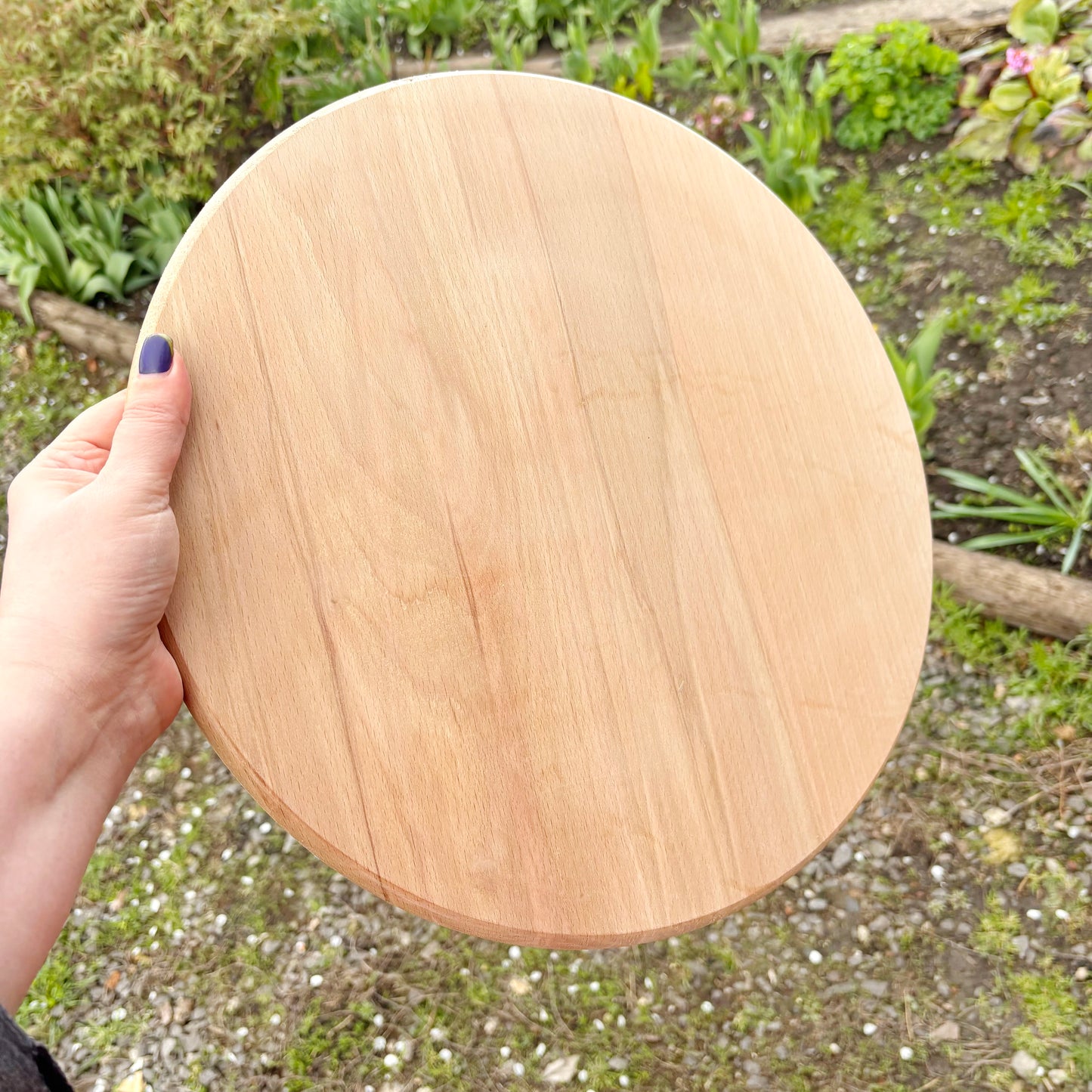 Large Wooden Pizza Board 37 cm/14.5 inch Round Serving Tray Beech Wood Platter with Rim Kitchen Serving Plate Cheese Board