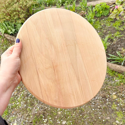 Large Wooden Pizza Board 37 cm/14.5 inch Round Serving Tray Beech Wood Platter with Rim Kitchen Serving Plate Cheese Board