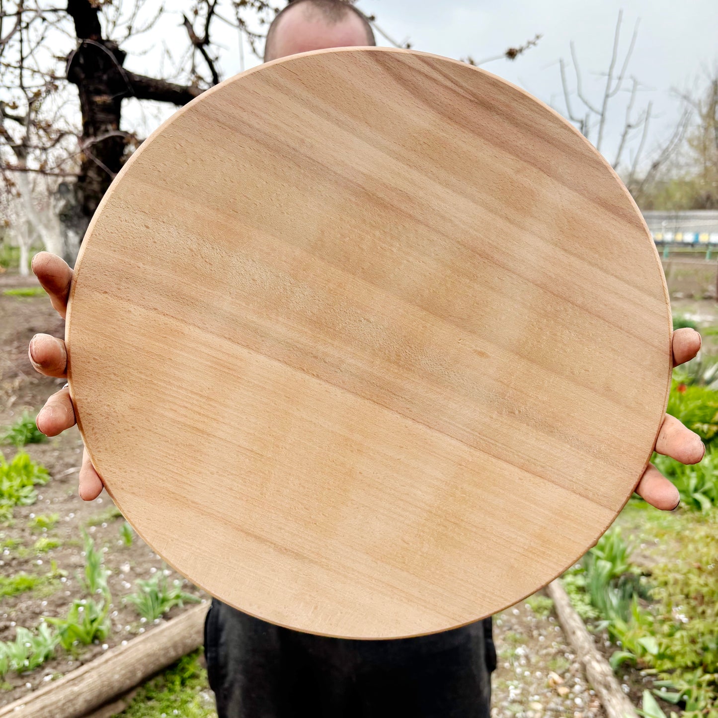 Large Wooden Pizza Board 37 cm/14.5 inch Round Serving Tray Beech Wood Platter with Rim Kitchen Serving Plate Cheese Board
